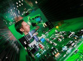 Dynamic commercial photograph for electronics company website